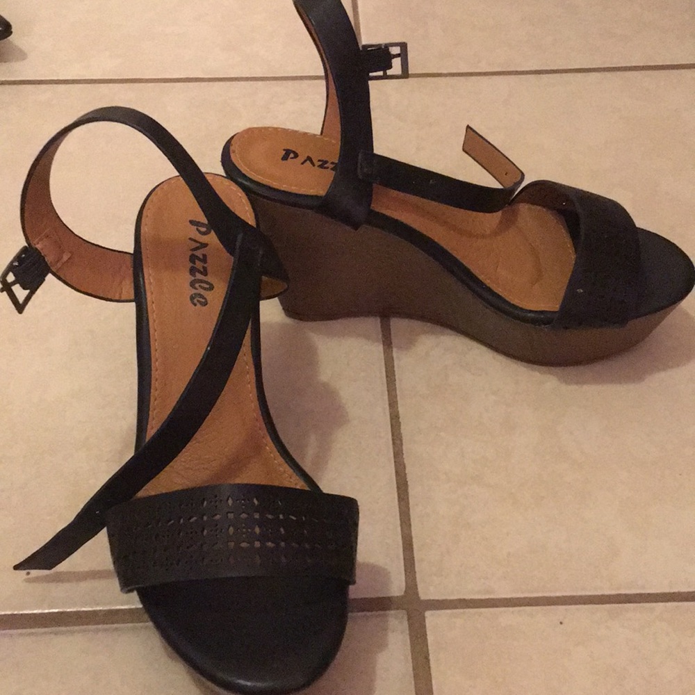 Platforms - Picture 2 of 3